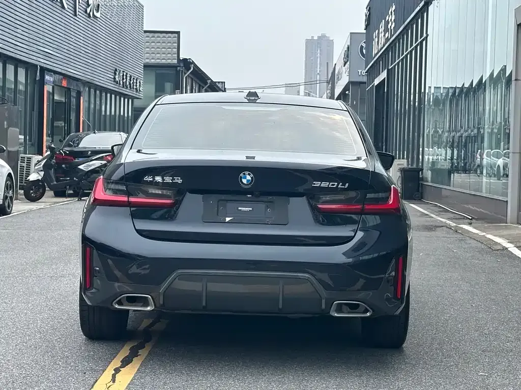 BMW 3 Series — фото 10