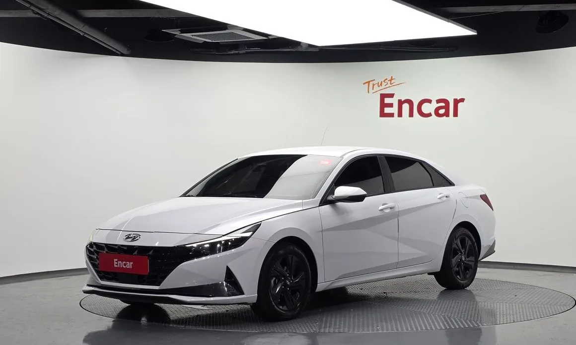 Hyundai AVANTE 2023 из KR, фото 1
