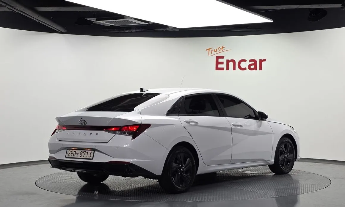 Hyundai AVANTE 2023 из KR, фото 10