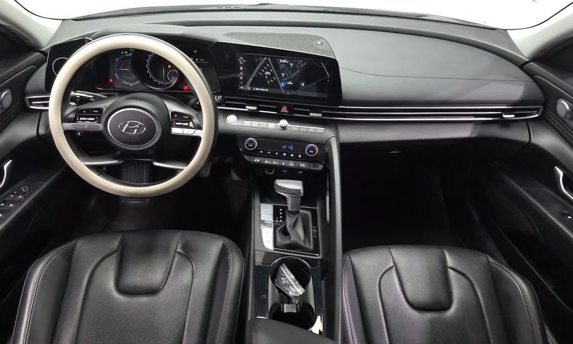 Hyundai AVANTE 2023 из KR, фото 9