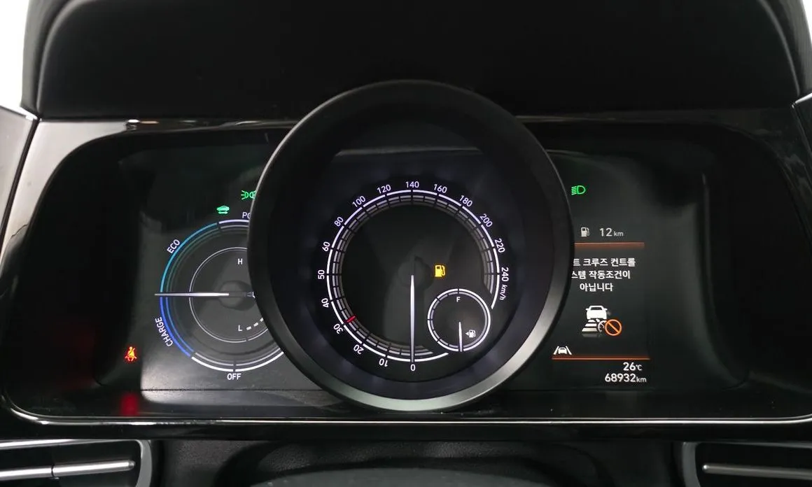 Hyundai AVANTE 2023 из KR, фото 2
