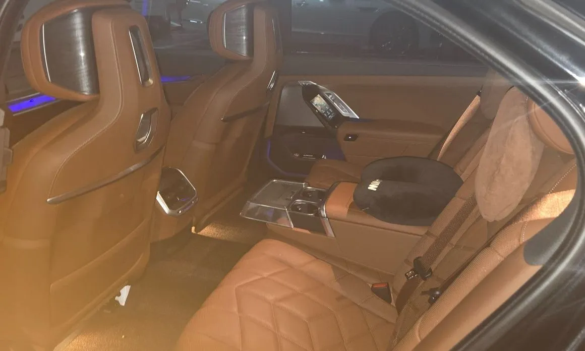 BMW i7 2024 из KR, фото 6