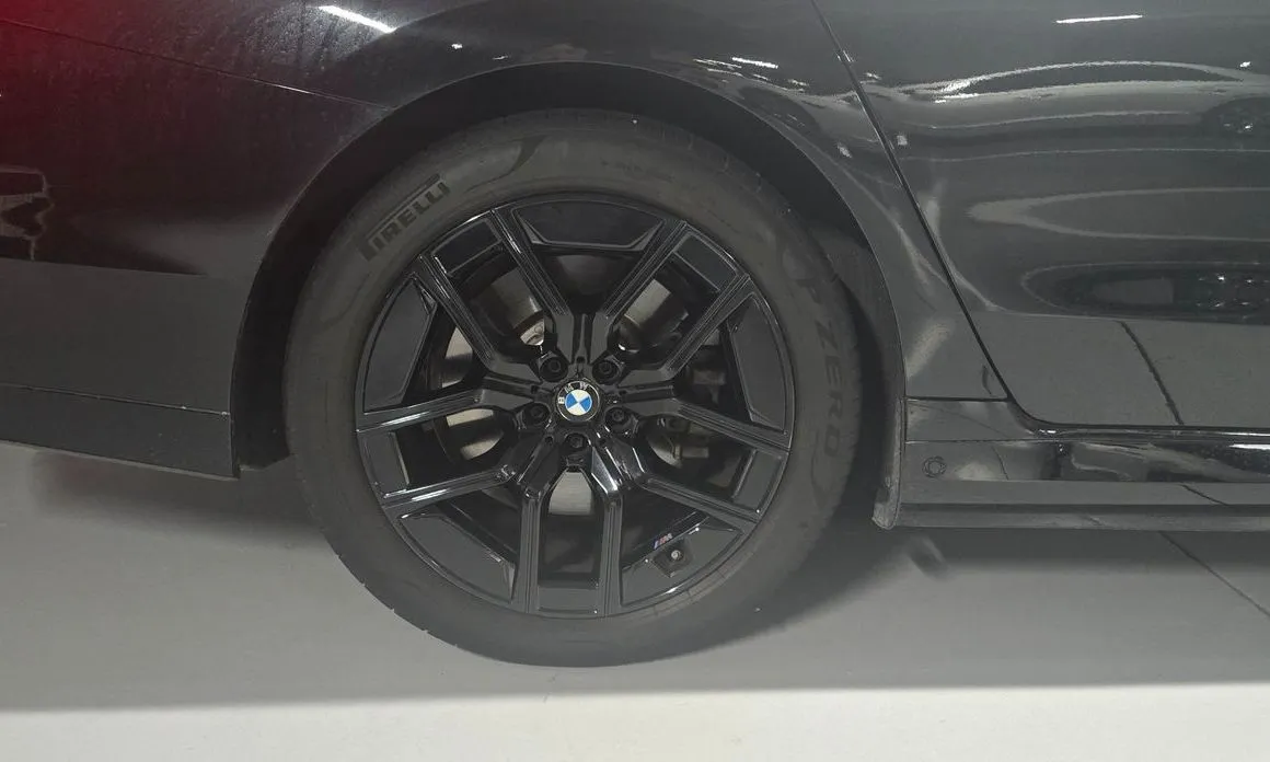 BMW i7 2024 из KR, фото 8