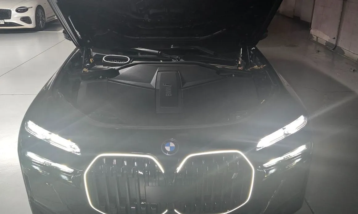 BMW i7 2024 из KR, фото 4