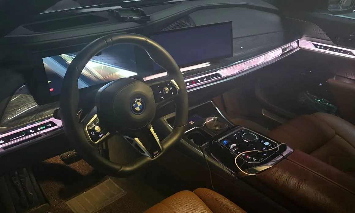 BMW i7 2024 из KR, фото 5
