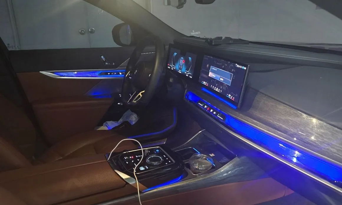 BMW i7 2024 из KR, фото 10