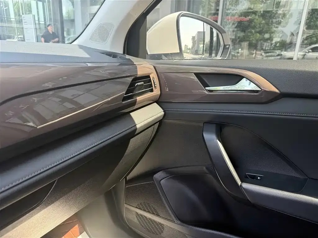 Volkswagen Tharu 2021 из CN, фото 10