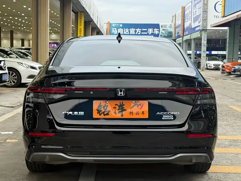 Honda Accord — фото 2