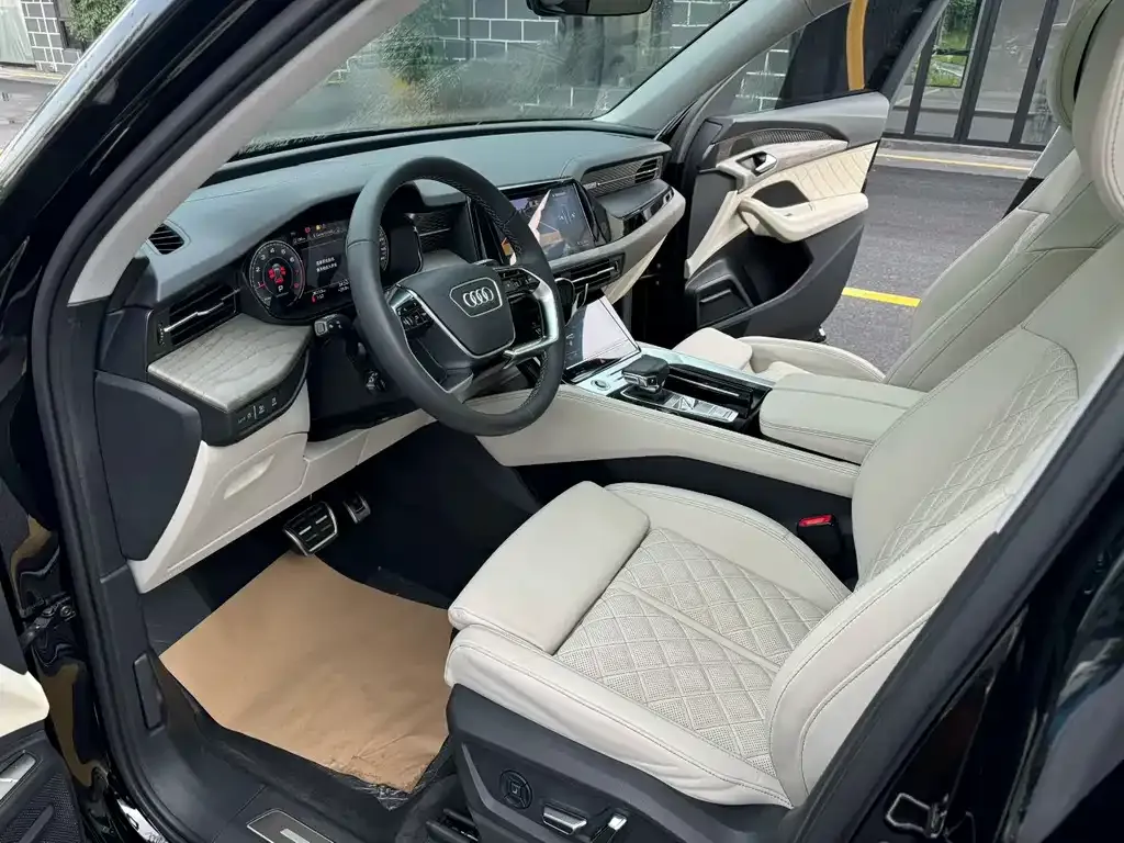 Audi Q6 2023 из CN, фото 6