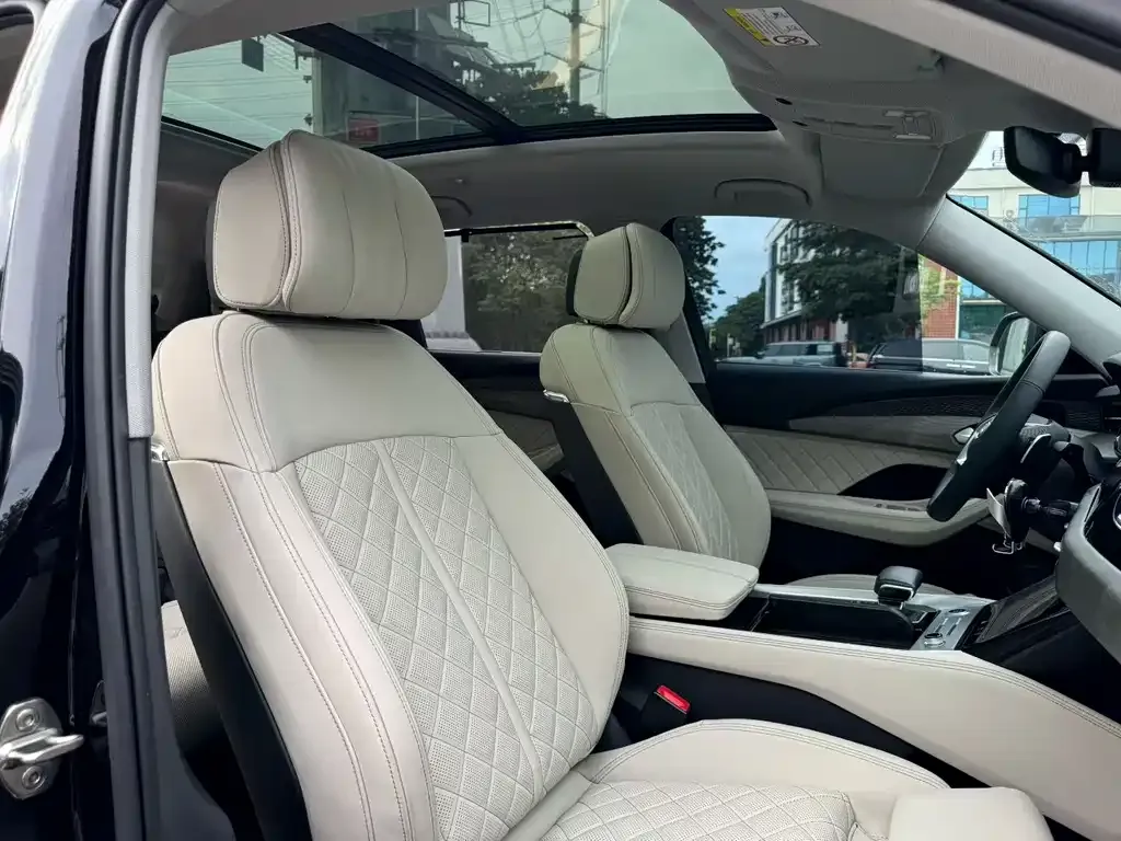 Audi Q6 2023 из CN, фото 5