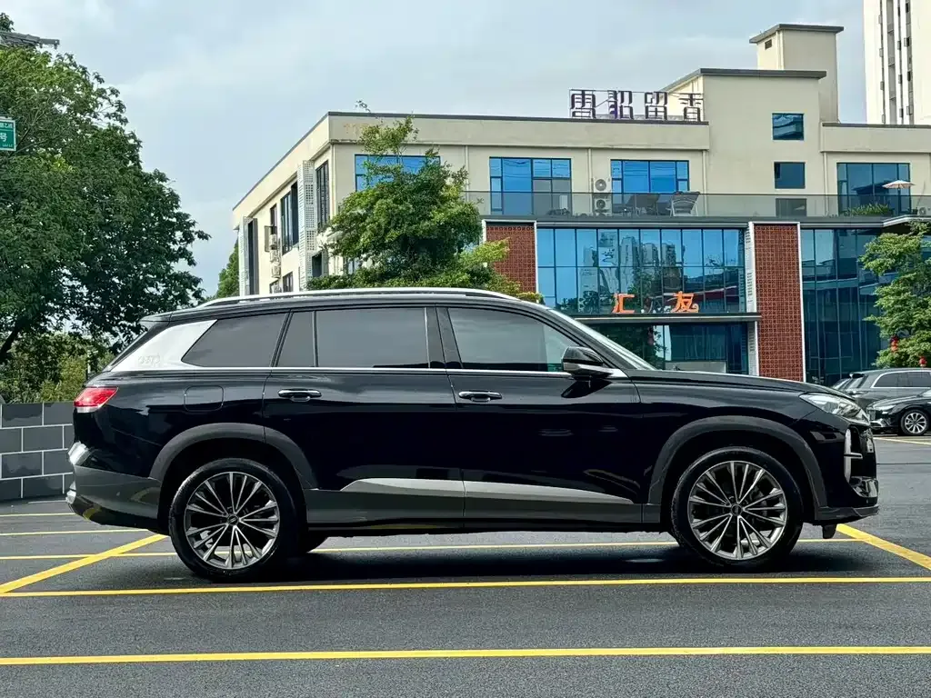 Audi Q6 2023 из CN, фото 7