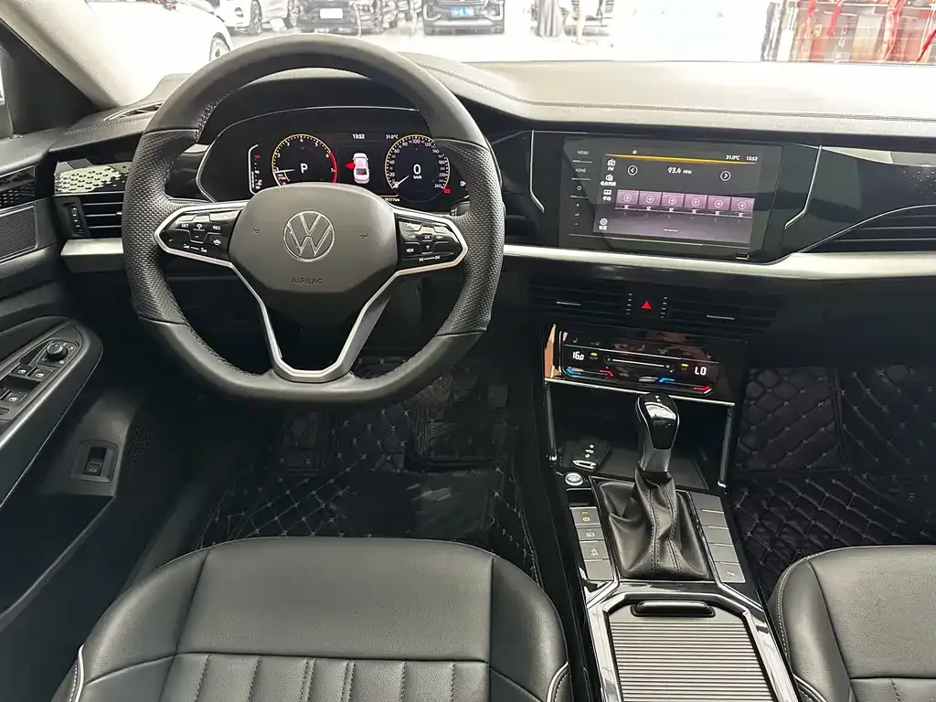 Volkswagen Passat — фото 8
