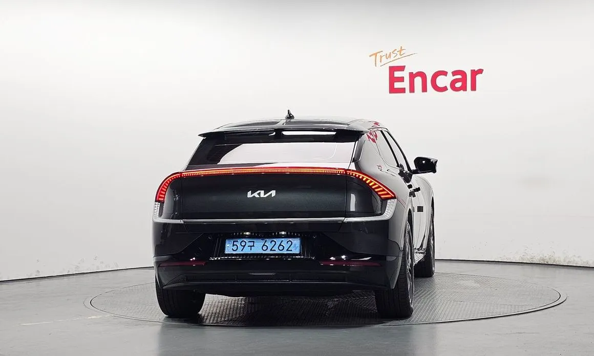 Kia EV6 2024 из KR, фото 2