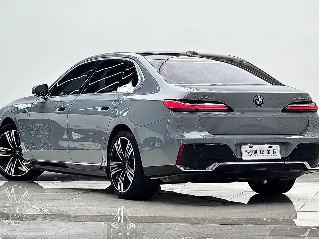 BMW i7 2023 из CN, фото 6