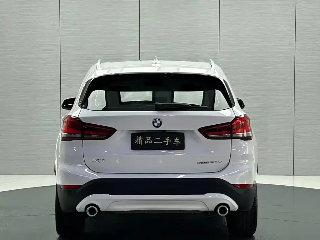BMW X1 — фото 3