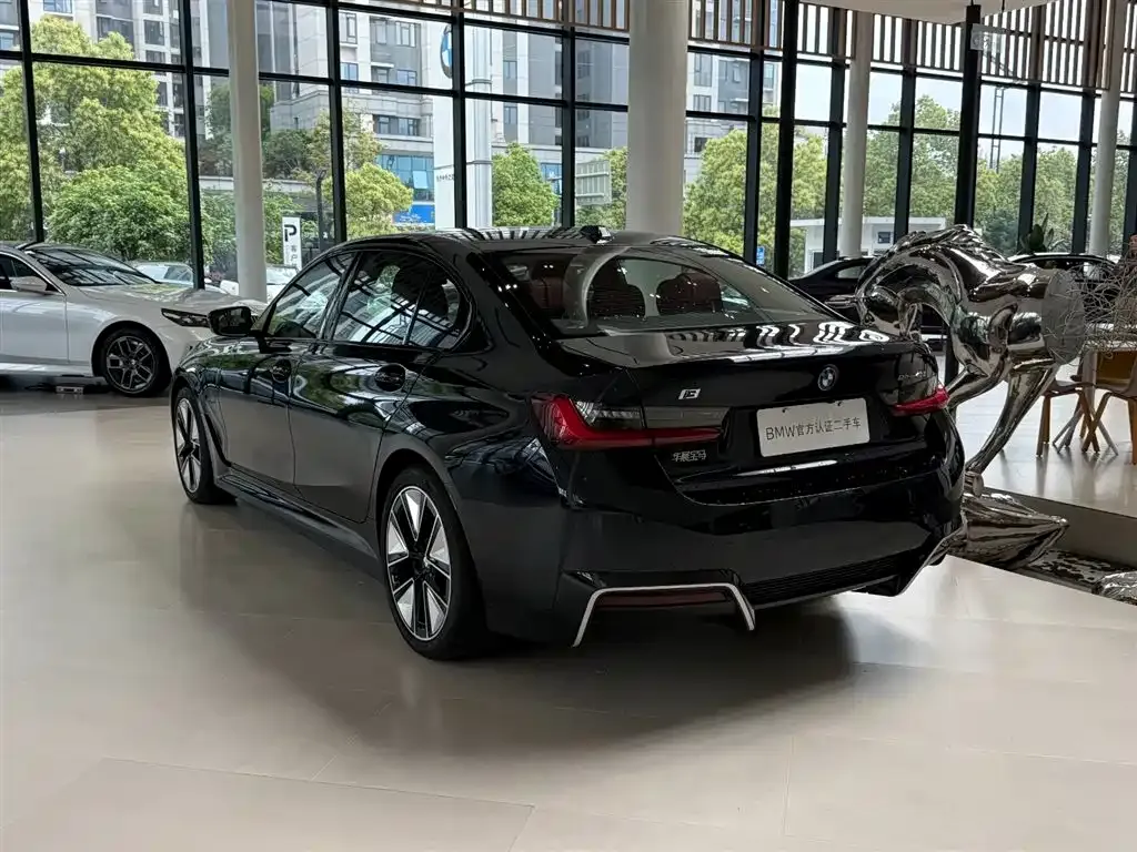 BMW i3 — фото 8