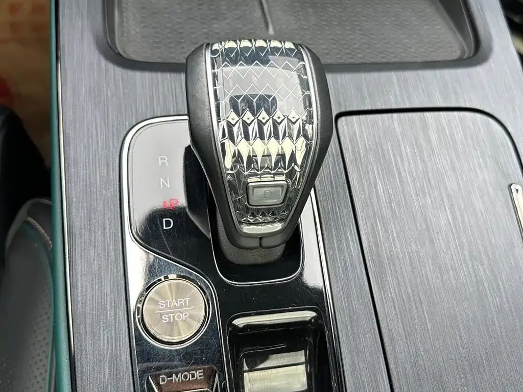 GAC Motor Trumpchi GS8 — фото 4