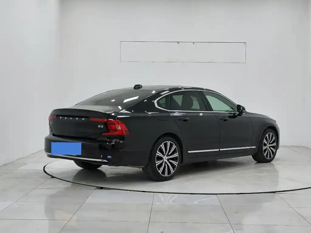 Volvo S90 — фото 2