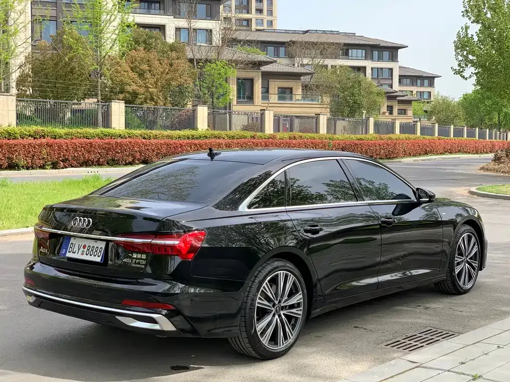Audi A6L — фото 3
