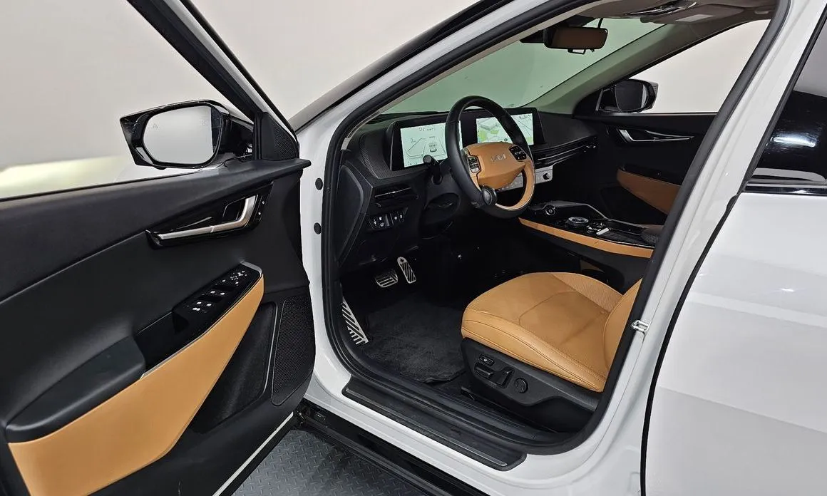 Kia EV6 — фото 9
