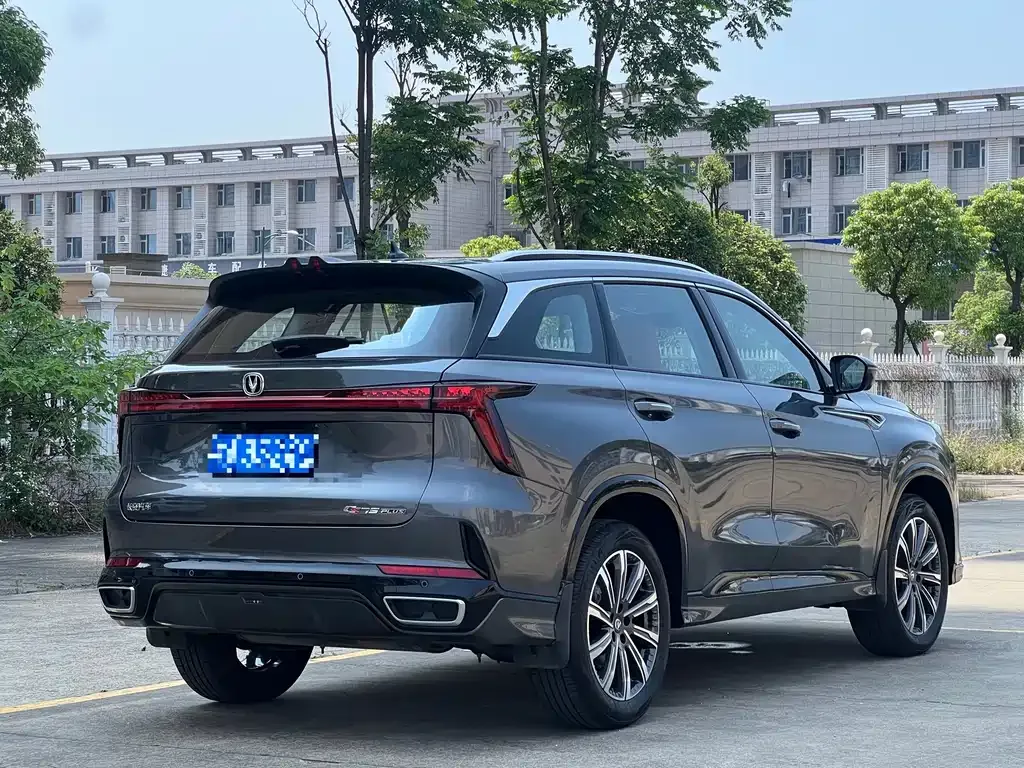 Changan CS75PLUS — фото 9