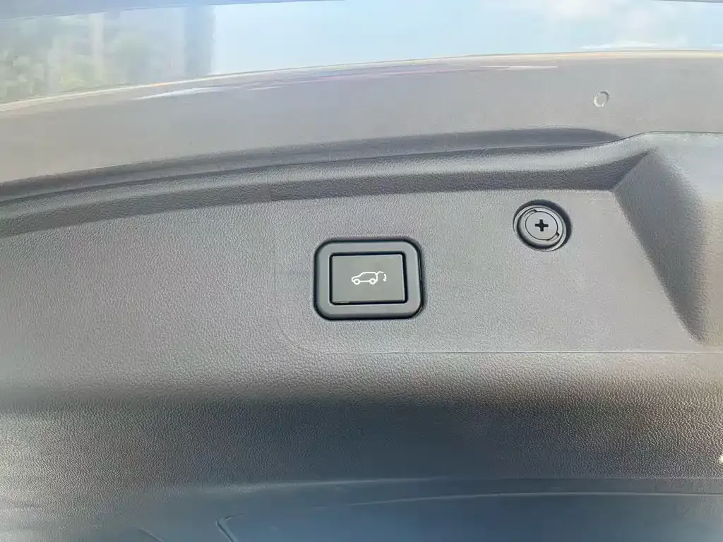 Changan CS75PLUS — фото 10