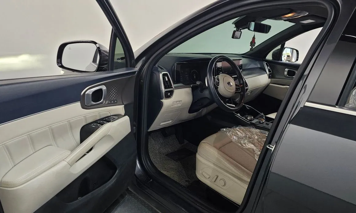 Kia Sorento — фото 8