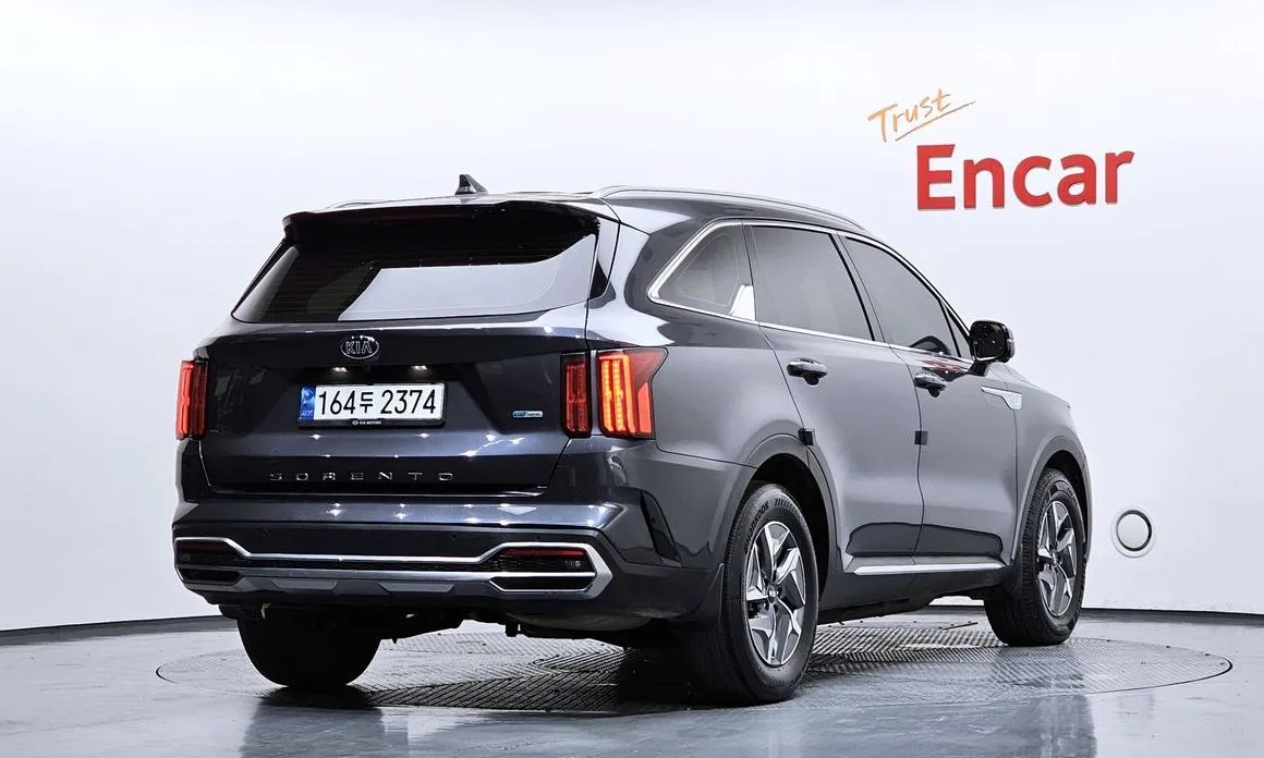 Kia Sorento — фото 4