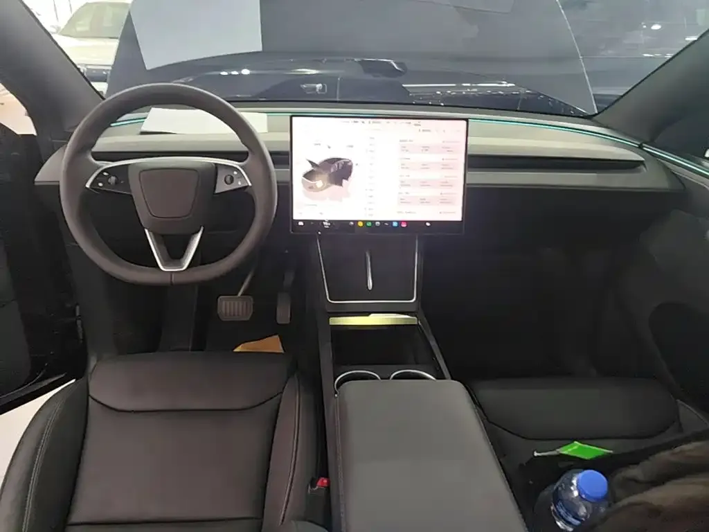 Tesla Model Y L 2026 из CN, фото 2