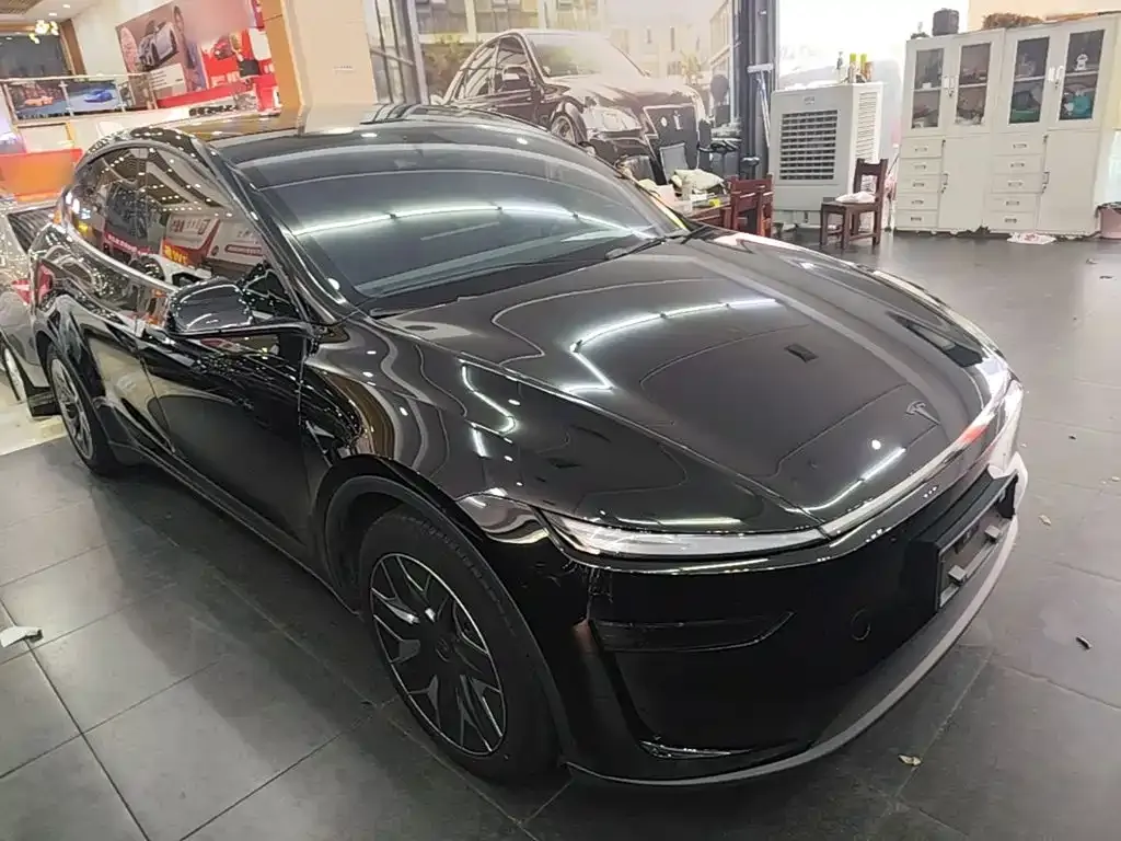 Tesla Model Y L 2026 из CN, фото 6
