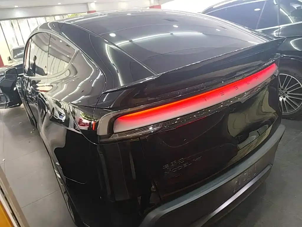 Tesla Model Y L 2026 из CN, фото 5