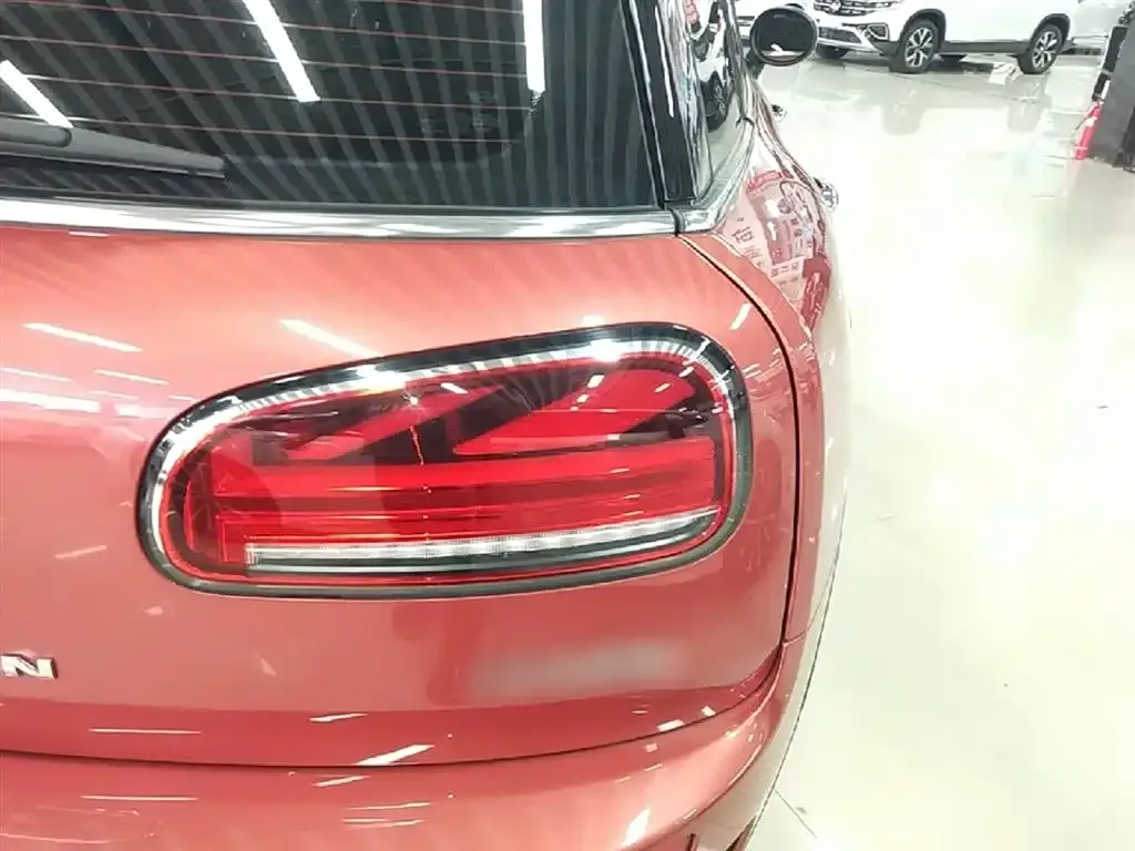 MINI Clubman — фото 9