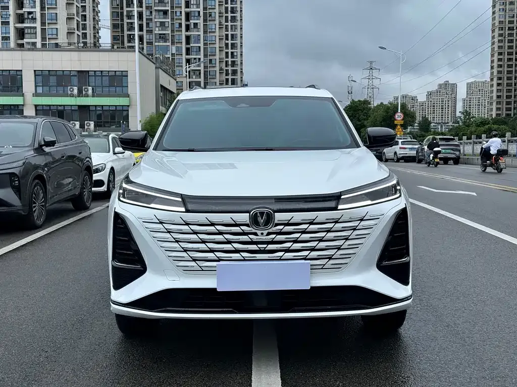 Changan CS75PLUS 2024 из CN, фото 5