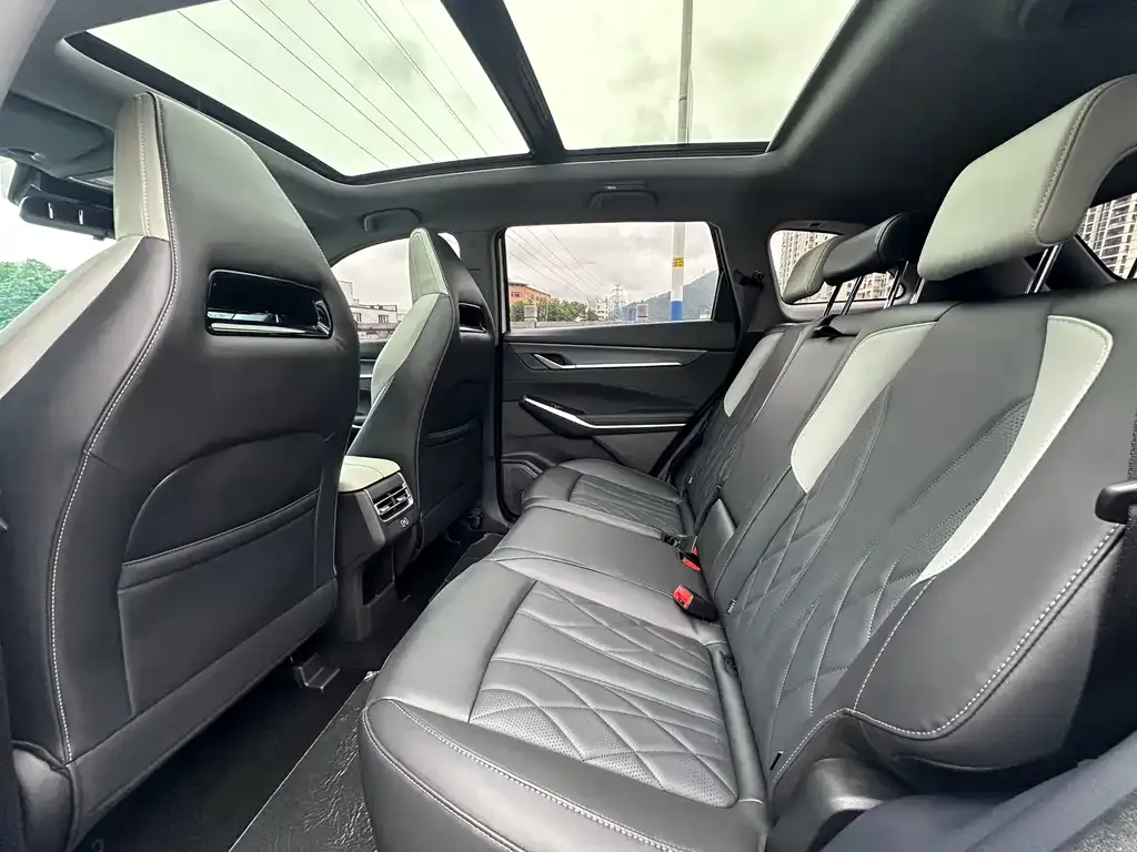 Changan CS75PLUS 2024 из CN, фото 3