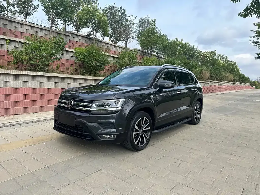 Volkswagen Tharu — фото 1