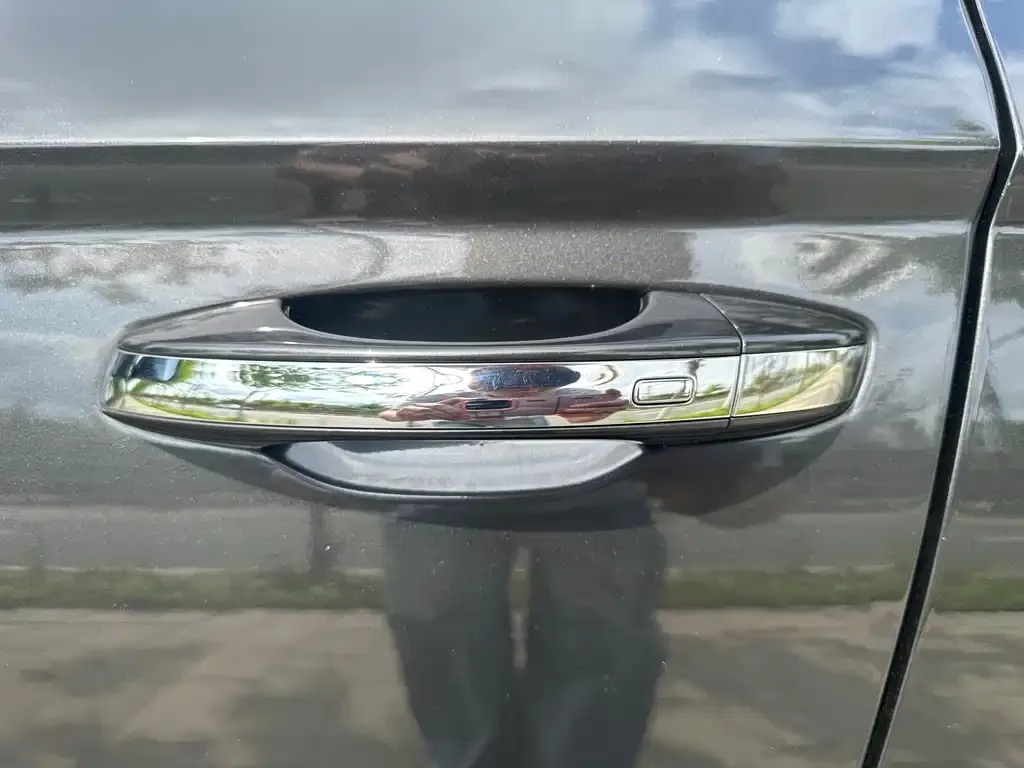 Volkswagen Tharu — фото 3