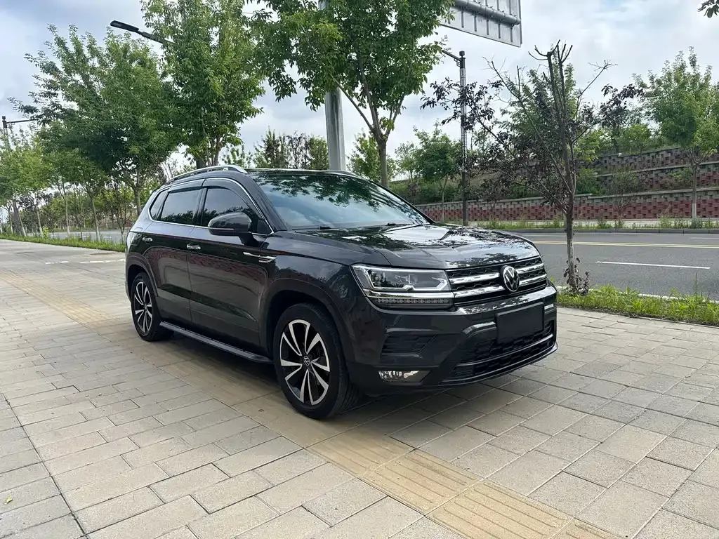 Volkswagen Tharu — фото 8