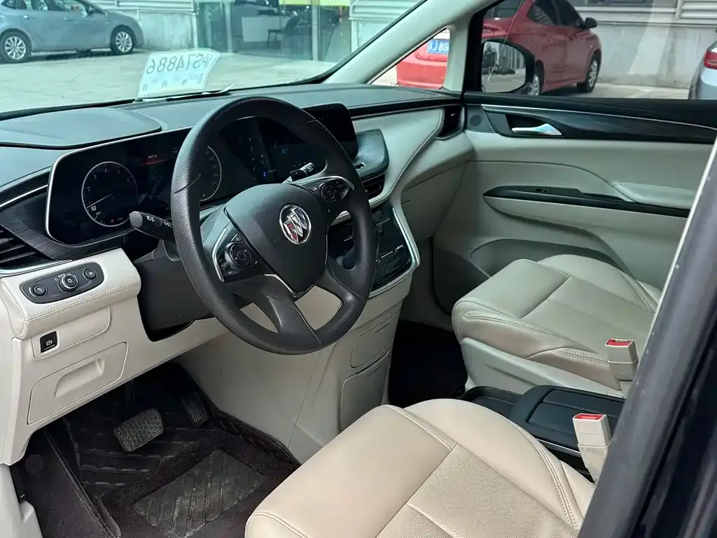 Buick GL8 2023 из CN, фото 2