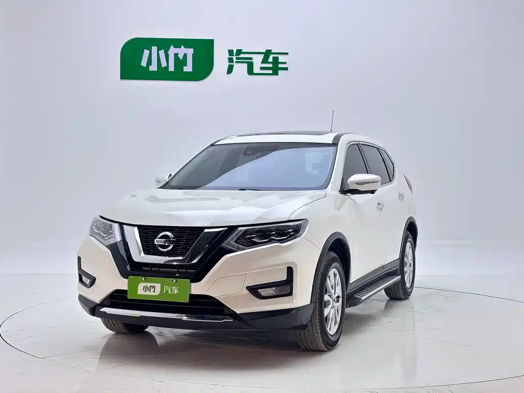 Nissan X-Trail — фото 1