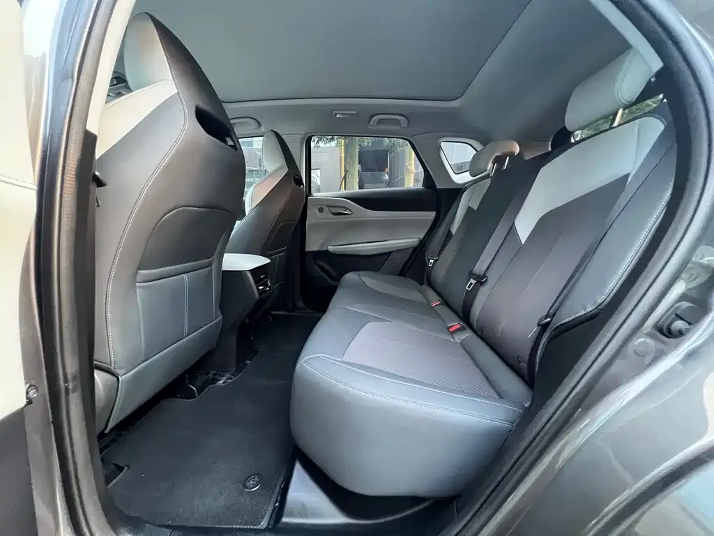 Changan UNI-Z 2024 из CN, фото 4