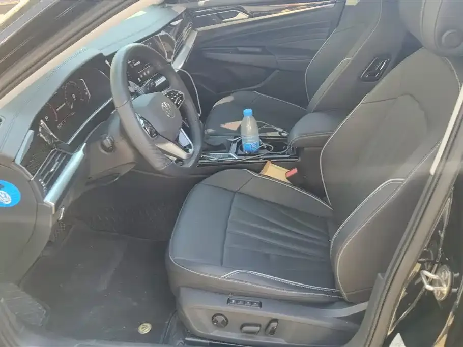 Volkswagen Passat — фото 5
