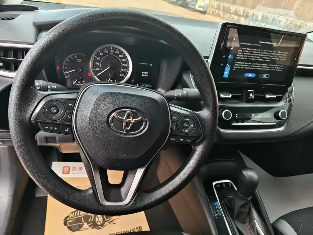 Toyota Corolla — фото 3