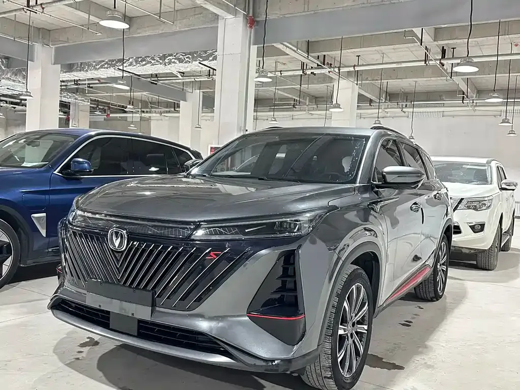 Changan CS75PLUS — фото 1