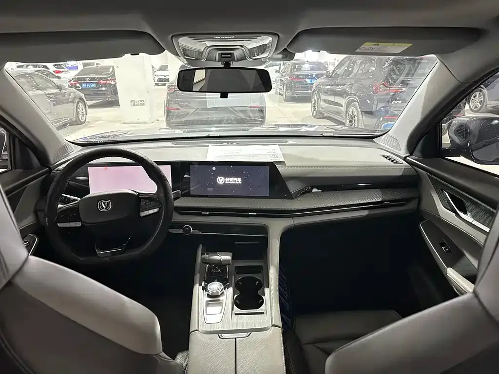 Changan CS75PLUS — фото 3