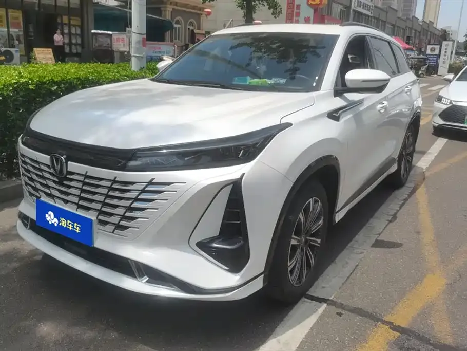 Changan CS75PLUS — фото 1