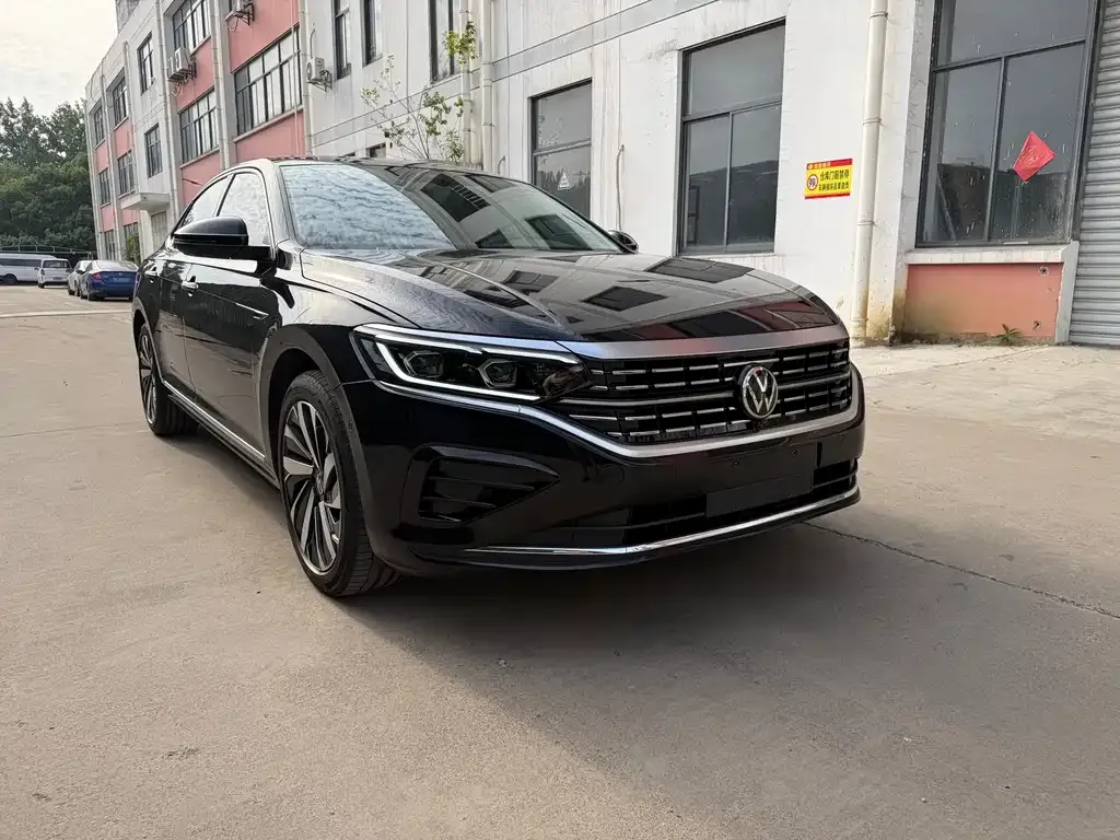 Volkswagen Passat — фото 7