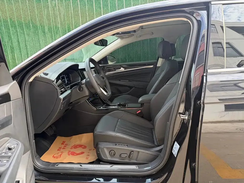 Volkswagen Passat — фото 4