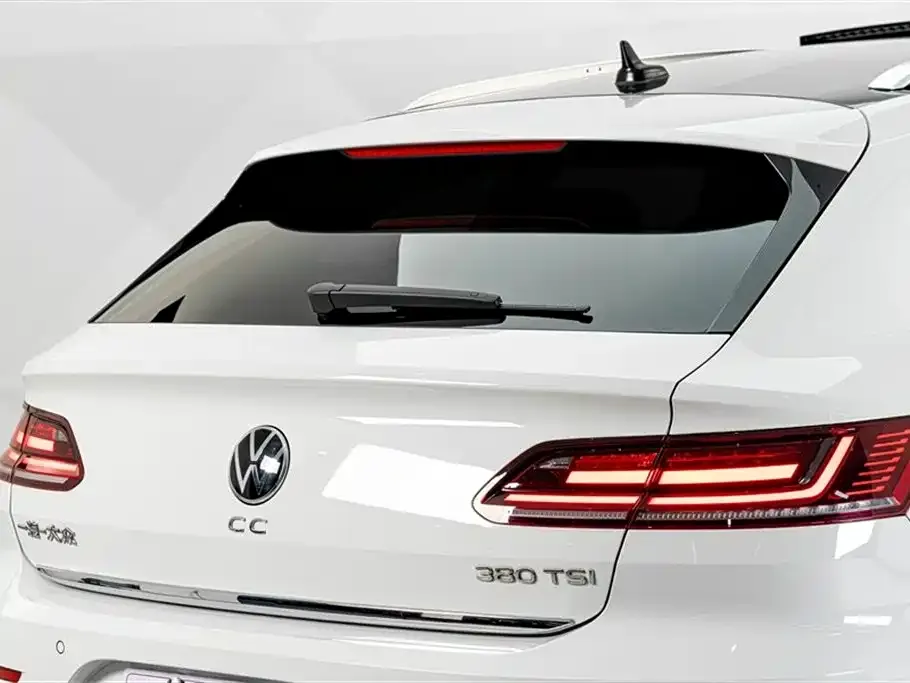 Volkswagen CC — фото 7