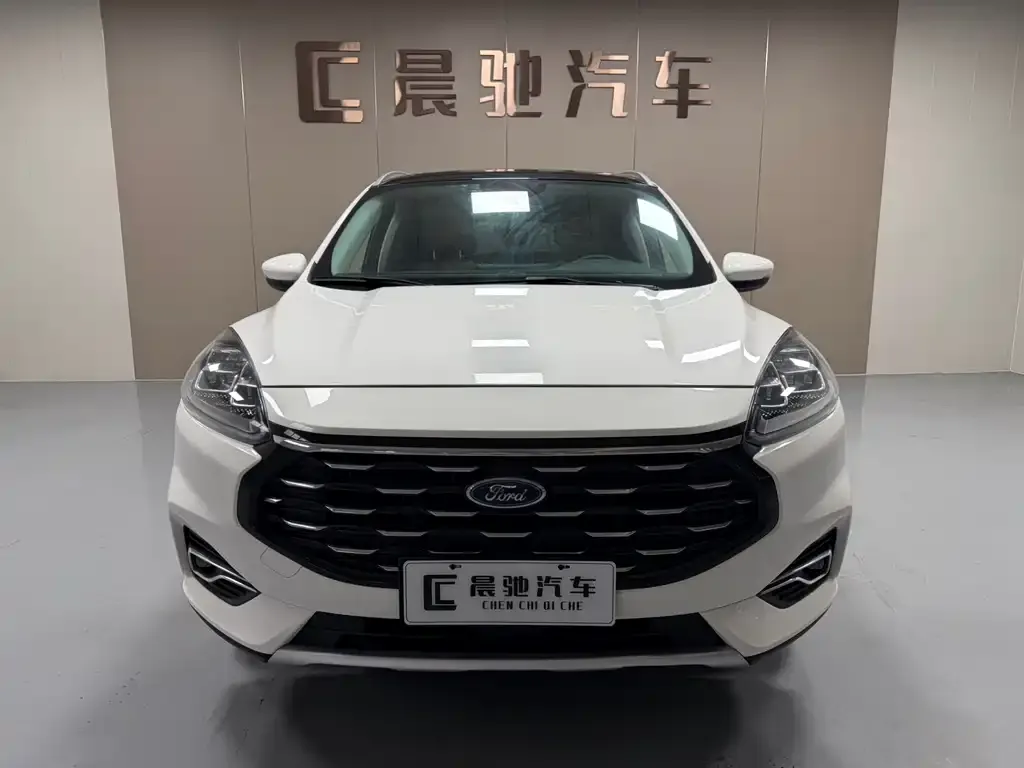 Ford Escape 2023 из CN, фото 3