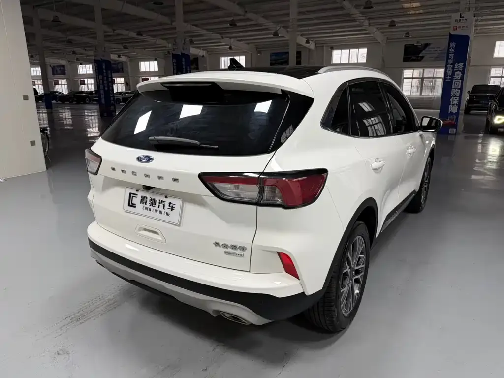 Ford Escape 2023 из CN, фото 9